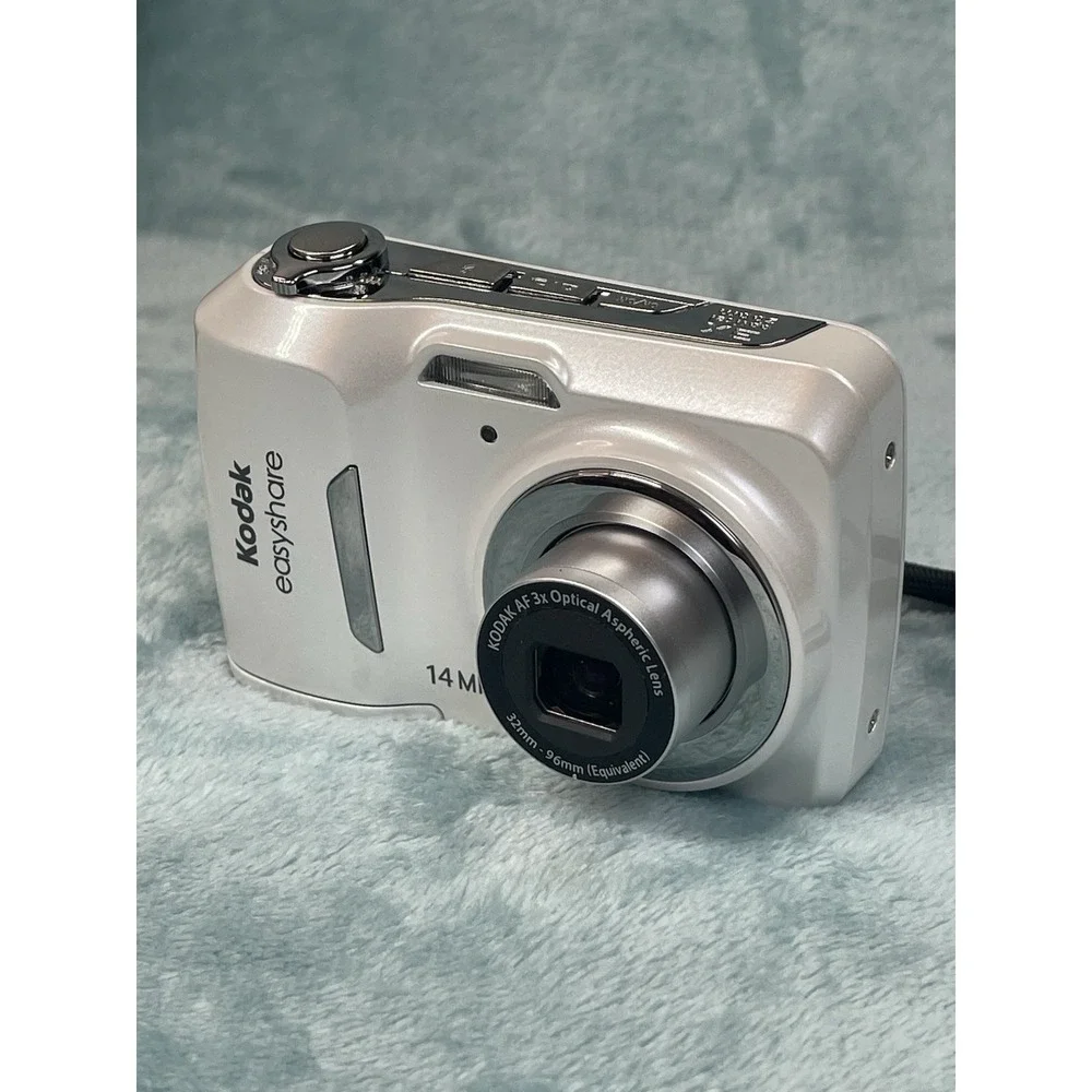 Kodak EasyShare C1530 14MP Digital Camera 3x Zoom Tested w Case White